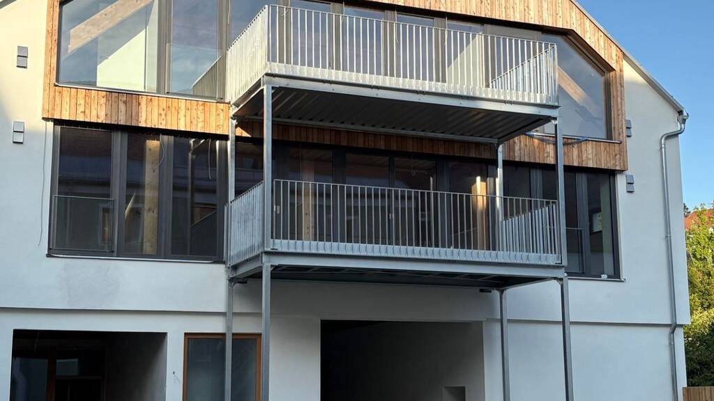 Wohnung zur Miete 1.235 € 3 Zimmer 130 m² Geschoss 1/2 frei ab sofort Marktplatz 23 Ortenburg 94496