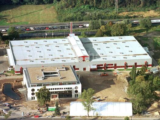 Lagerhalle zur Miete - Erstbezug provisionsfrei 6,94 € 300 m² Lagerfläche teilbar von 150 m² bis 8.000 m² Triftweg 21 Birkenwerder 16547
