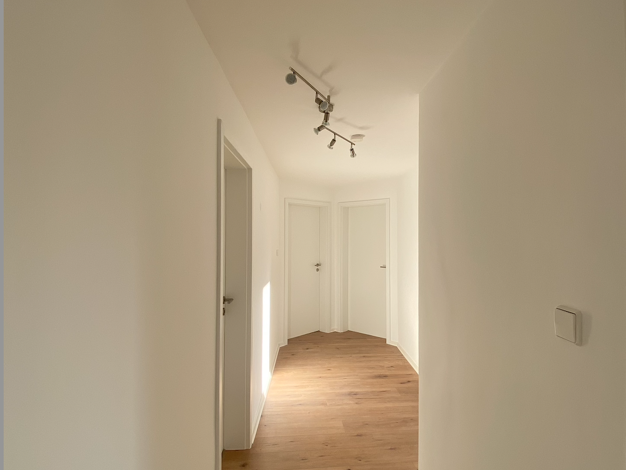 Wohnung zum Kauf 250.000 € 4 Zimmer 83,8 m² 2. Geschoss Laupheim 88471