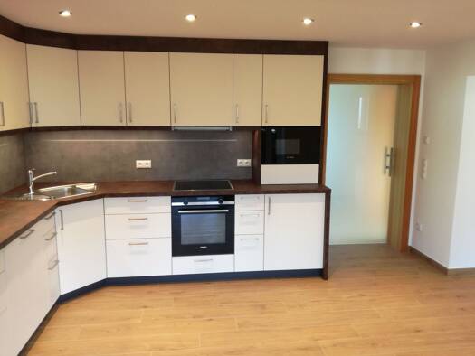 Wohnung zur Miete 1.184 € 4,5 Zimmer 111,7 m² Geschoss 1/3 frei ab 15.09.2026 Schnaittenbach Schnaittenbach 92253