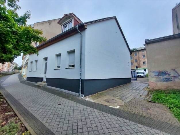 Einfamilienhaus zum Kauf 175.000 € 5 Zimmer 176 m² 146 m² Grundstück Frankfurt Frankfurt (Oder) 15232