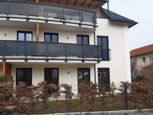 Terrassenwohnung zur Miete 1.800 € 4 Zimmer 134 m² Geschoss EG/2 frei ab 01.05.2026 Bruckmühl 83052