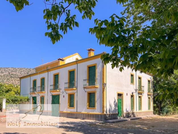 Landhaus zum Kauf provisionsfrei 876.000 € 15 Zimmer 519 m² 43.656 m² Grundstück Priego de Córdoba 14816