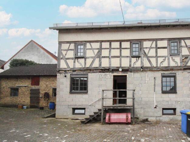 Sonstiges zum Kauf als Kapitalanlage geeignet 150.000 € 4 Zimmer 114,1 m² 1.103,3 m² Grundstück Born Hohenstein 65329