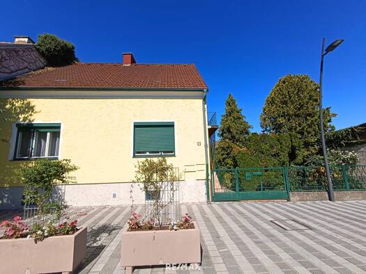 Einfamilienhaus zum Kauf 399.000 € 4 Zimmer 175,5 m² 777 m² Grundstück Kottingbrunn 2542