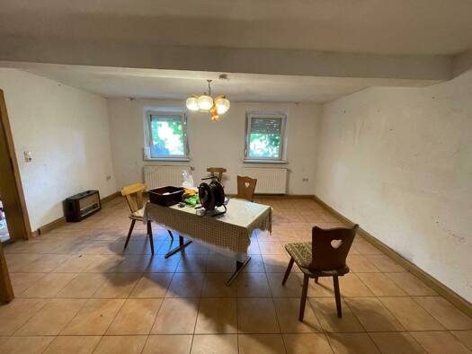 Doppelhaushälfte zum Kauf 122.800 € 4 Zimmer 120 m² 225 m² Grundstück Uehlfeld 91486