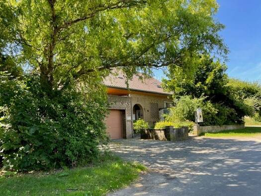 Mehrfamilienhaus zum Kauf 222.600 € 8 Zimmer 212 m² 1.247 m² Grundstück Lauingen Königslutter 38154