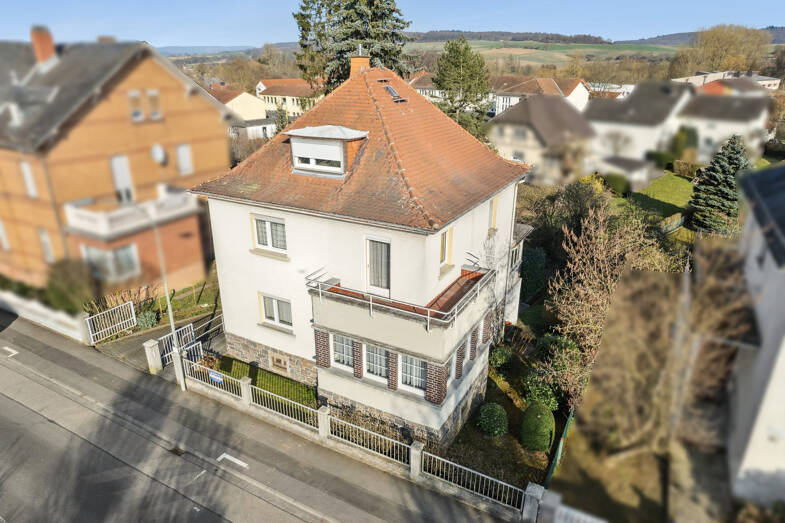 Einfamilienhaus zum Kauf 339.000 € 5 Zimmer 126 m² 1.036 m² Grundstück Nidda Nidda 63667