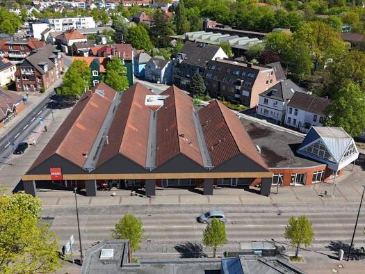 Laden zur Miete provisionsfrei 15 € 1 Zimmer 90 m² Verkaufsfläche teilbar von 90 m² bis 90 m² Kirchheide 36 Vegesack Nord 28757