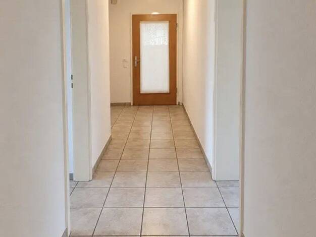 Wohnung zur Miete 1.000 € 3 Zimmer 97 m² 1. Geschoss frei ab 15.10.2026 Kurze Straße 4 Illingen Illingen 75428
