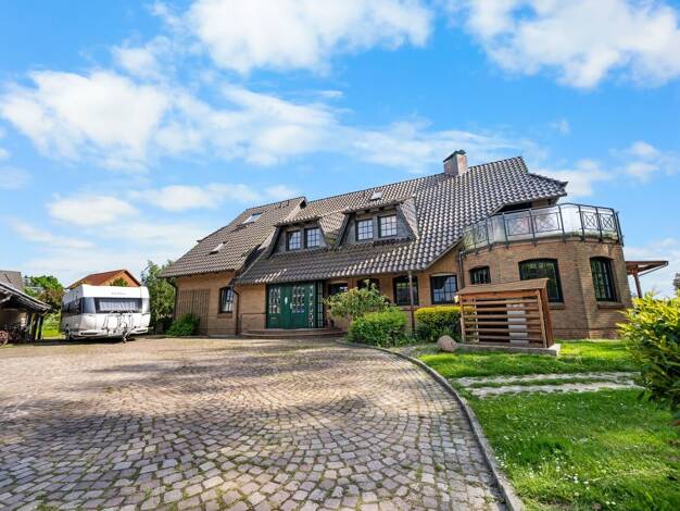 Haus zum Kauf 1.998.000 € 10 Zimmer 400 m² 1.907 m² Grundstück Kappeln 24376