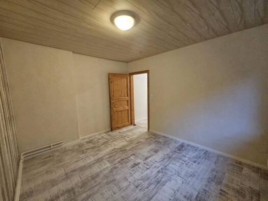 Wohnung zur Miete 550 € 3 Zimmer 109 m² EG frei ab sofort Waldstraße 4 Tackesdorf 24797