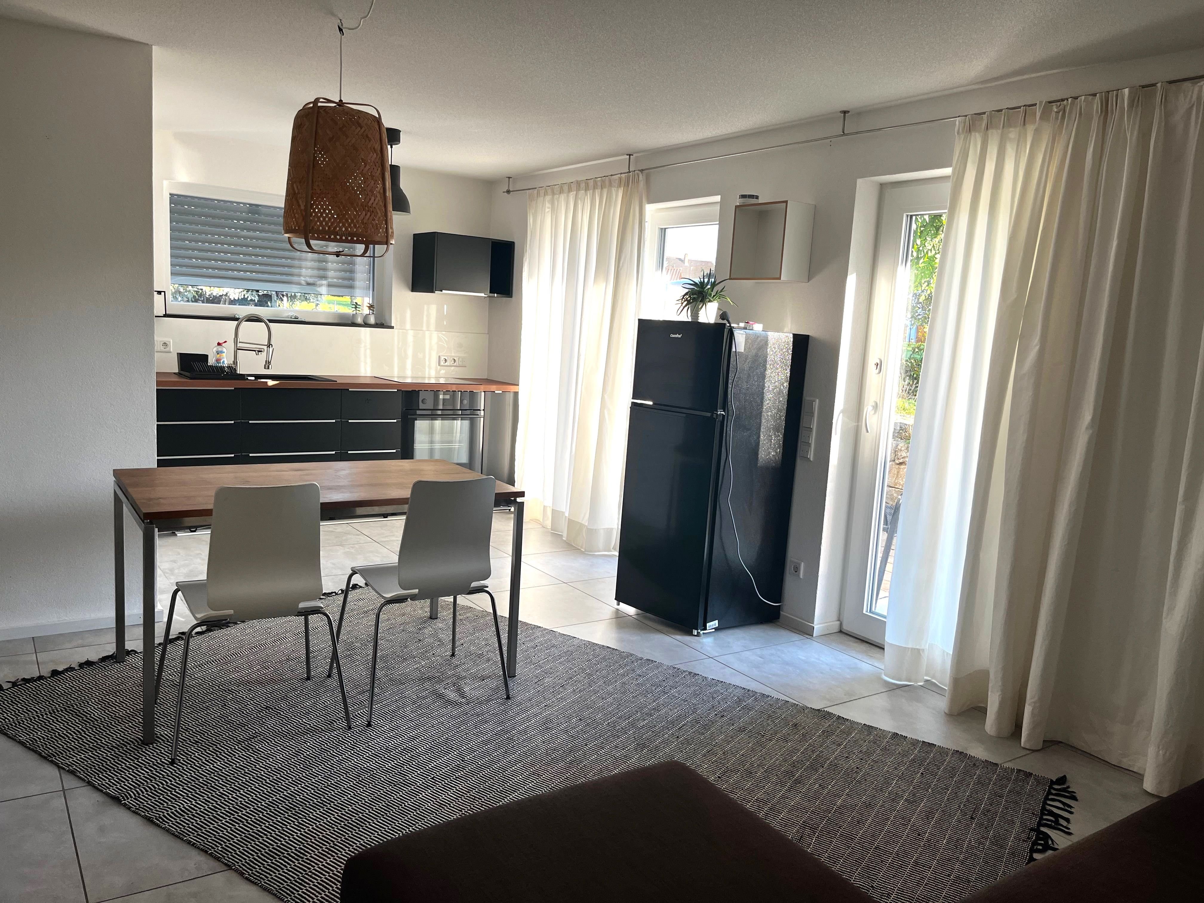 Wohnung zur Miete 780 € 2 Zimmer 41 m²<br/>Wohnfläche EG<br/>Geschoss Überlingen am Ried 86 Singen (Hohentwiel) 78224