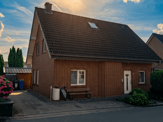 Einfamilienhaus zum Kauf 415.000 € 6 Zimmer 138 m² 484 m² Grundstück Westerkappeln 49492