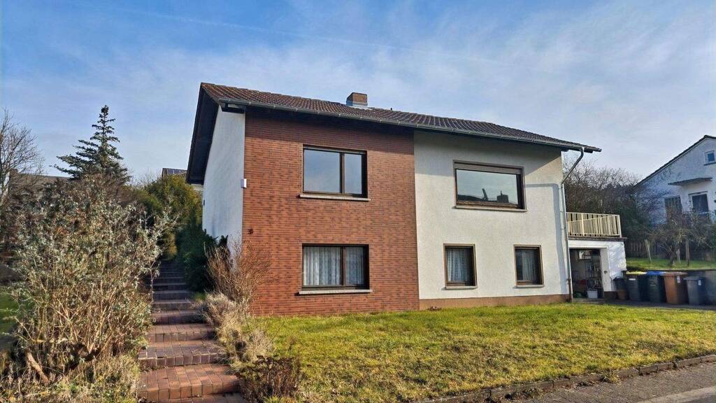 Einfamilienhaus zum Kauf 379.000 € 8 Zimmer 145,4 m² 600 m² Grundstück frei ab sofort Hargesheim 55595