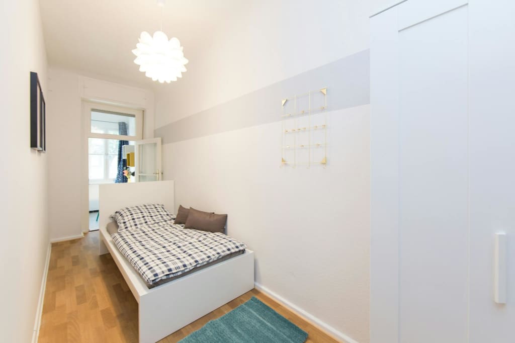 Wohnung zur Miete Wohnen auf Zeit 680 € 1 Zimmer 12 m²<br/>Wohnfläche 01.04.2025<br/>Verfügbarkeit Hainstraße Niederschöneweide Berlin 12439