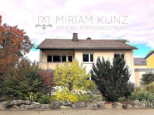 Einfamilienhaus zum Kauf provisionsfrei 369.000 € 6 Zimmer 142 m² 427 m² Grundstück frei ab sofort Limburg 65549