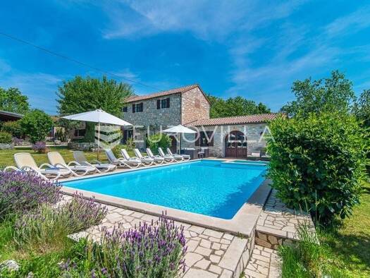 Haus zum Kauf 895.000 € 5 Zimmer 300 m² Gradisce Žminj