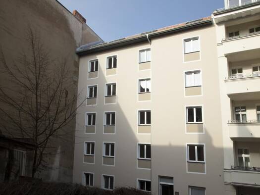 Wohnung zur Miete 581 € 1 Zimmer 25 m² Geschoss 2/5 frei ab sofort Ilsenhof 16 Neukölln Berlin 12053
