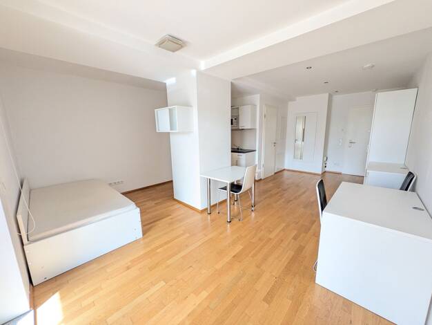 Wohnung zum Kauf 169.000 € 1 Zimmer 36 m² 1. Geschoss Glockenhof Nürnberg 90478