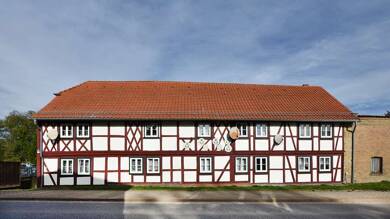 Mehrfamilienhaus zum Kauf 135.000 € 13 Zimmer 233 m² 1.400 m² Grundstück Badersleben Huy 38836