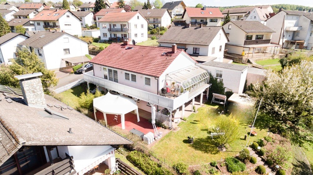 Einfamilienhaus zum Kauf 399.000 € 6 Zimmer 195,3 m²<br/>Wohnfläche 781 m²<br/>Grundstück Hausen 63840