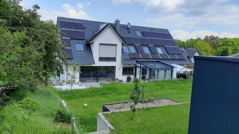 Mehrfamilienhaus zur Miete 2.650 € 8 Zimmer 230 m² 800 m² Grundstück frei ab 01.09.2025 Kleinseebach Möhrendorf 91096