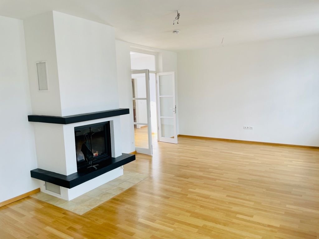 Wohnung zur Miete 5.220 € 6 Zimmer 290 m²<br/>Wohnfläche 5.<br/>Geschoss ab sofort<br/>Verfügbarkeit Bleibtreustraße 17 Charlottenburg Berlin 10623