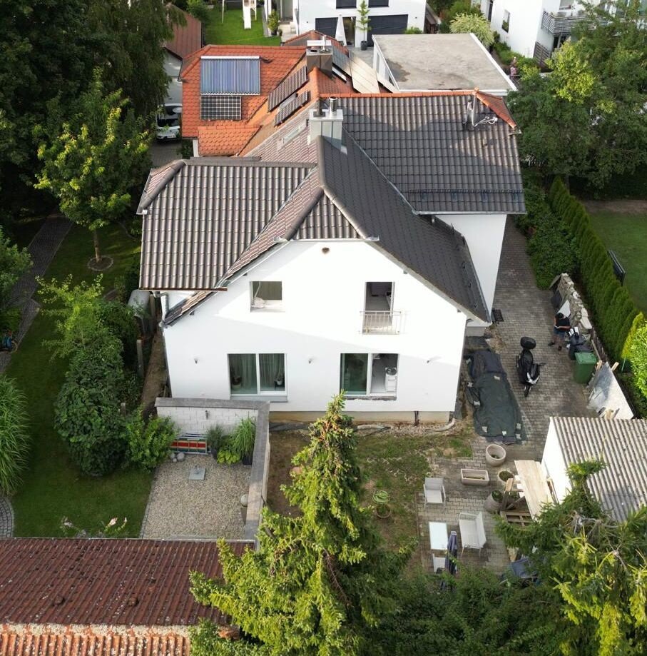 Doppelhaushälfte zum Kauf 999.000 € 8 Zimmer 154 m²<br/>Wohnfläche 300 m²<br/>Grundstück Ziegetsdorf - Königswiesen-Süd - Neuprüll Regensburg 93051