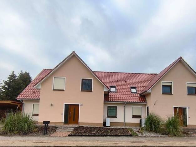 Reihenmittelhaus zur Miete - Erstbezug 1.280 € 4 Zimmer 120 m² 320 m² Grundstück frei ab 01.08.2026 Kritzow Hornstorf (bei Kritzow) 23970