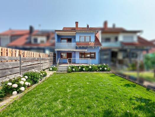 Reihenmittelhaus zum Kauf 689.000 € 9 Zimmer 212 m² 232 m² Grundstück Breisach Breisach am Rhein 79206