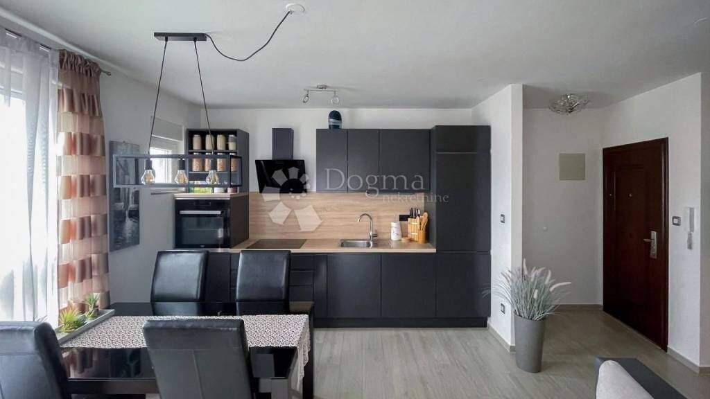 Wohnung zum Kauf 269.750 € 3 Zimmer 50 m² 1. Geschoss Zadar