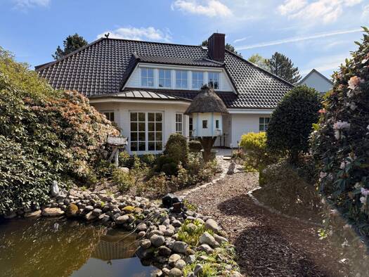 Villa zum Kauf 985.000 € 7 Zimmer 300 m² 1.373 m² Grundstück frei ab sofort Pinneberg-Nord 25421
