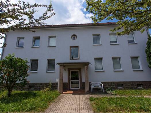 Wohnung zur Miete 490 € 3 Zimmer 64,8 m² Geschoss EG/2 frei ab sofort Bergmannstraße 6 Borna 04552