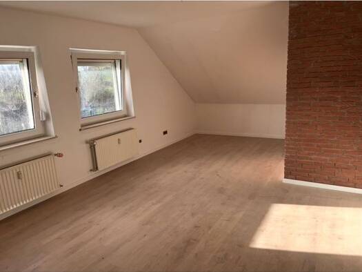 Wohnung zur Miete 470 € 3 Zimmer 84 m² Geschoss 2/3 frei ab 15.01.2026 Thal Bad Pyrmont 31812