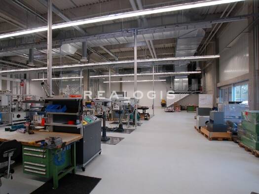 Halle/Industriefläche zur Miete 1.800 m² Lagerfläche Neuhausen auf den Fildern 73765