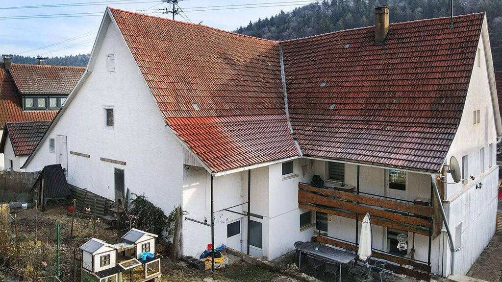 Mehrfamilienhaus zum Kauf 289.000 € 6 Zimmer 165,4 m² 735 m² Grundstück Stetten Burladingen 72393