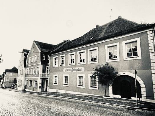 Gewerbeobjekt zum Kauf als Kapitalanlage geeignet 1.400.000 € 1.970 m² 2.255 m² Grundstück Neustadt Neustadt/Aisch 91413