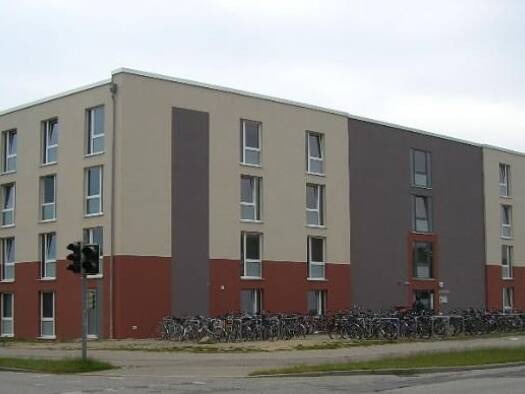 Wohnung zur Miete 370 € 1 Zimmer 18 m² frei ab sofort Elfriede-Dietrich-Straße 112 Wik Wik 24106