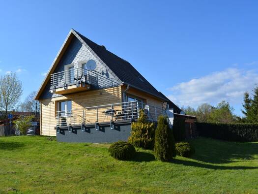 Einfamilienhaus zur Miete 780 € 3 Zimmer 100 m² 644 m² Grundstück frei ab sofort Buntenbock Clausthal-Zellerfeld 38678