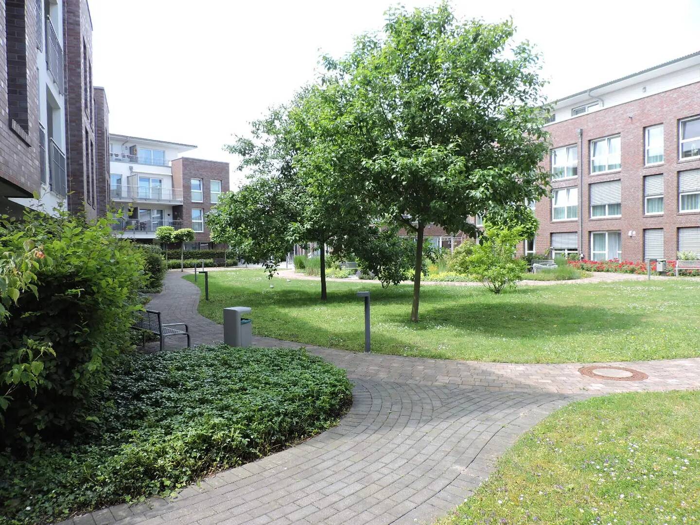 Property thumbnail 12