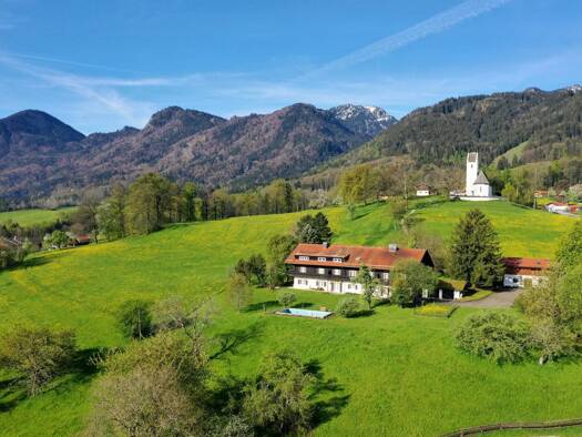 Haus zum Kauf 4.950.000 € 21 Zimmer 743 m² 64.814 m² Grundstück St. Margareten Brannenburg 83098