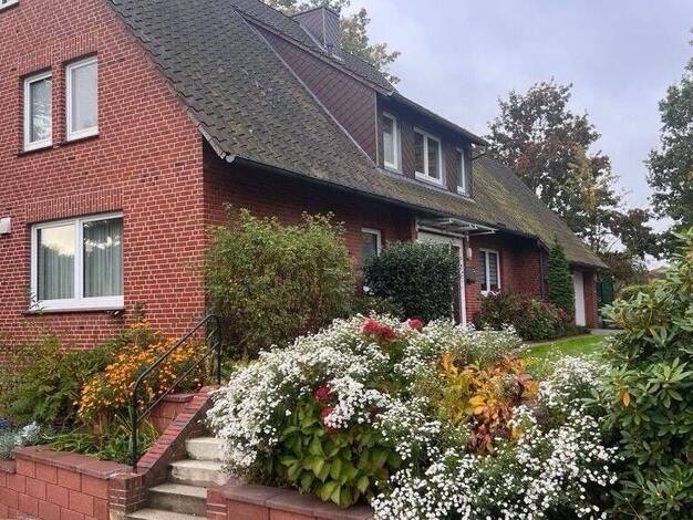 Wohnung zur Miete 1.100 € 5 Zimmer 115 m² Geschoss -1/2 frei ab 01.10.2026 Schulstraße 24 Brackel 21438