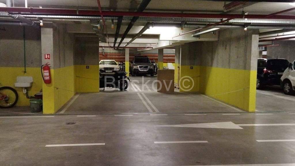 Sonstiges zur Miete 300 € 29 m² Split