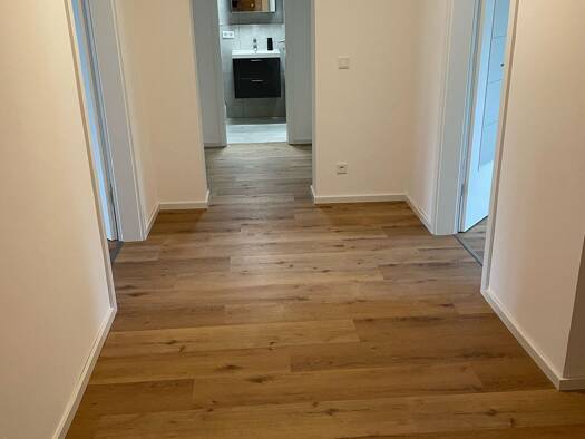 Wohnung zur Miete 1.250 € 3 Zimmer 87 m² Geschoss 2/7 frei ab sofort St Peter Nürnberg 90478