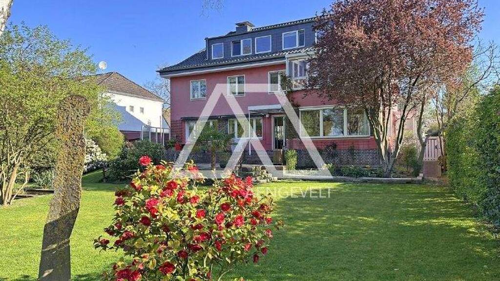 Einfamilienhaus zum Kauf 1.390.000 € 8 Zimmer 296,6 m² 1.500 m² Grundstück Lohausen Düsseldorf 40474