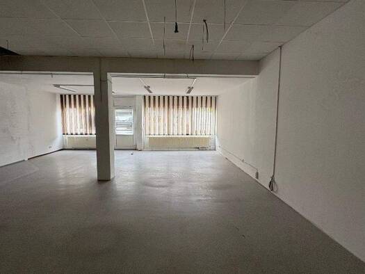 Laden zur Miete 1.177 € Bergiusstr. 26 Dingolfing 84130