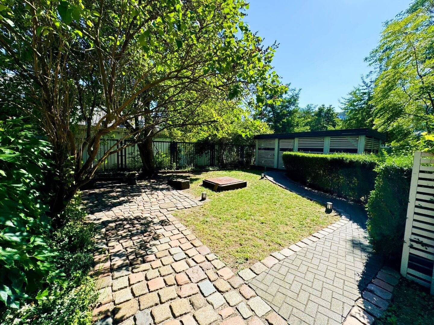 Property thumbnail 7