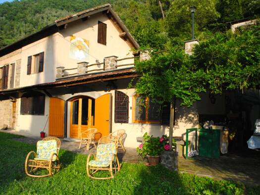 Einfamilienhaus zum Kauf 430.000 € 6 Zimmer 130 m² 8.400 m² Grundstück frei ab sofort Località Isole Pigna 18037