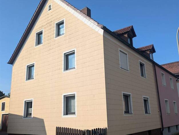 Mehrfamilienhaus zum Kauf als Kapitalanlage geeignet 165.000 € 8 Zimmer 146 m² 660 m² Grundstück Naßgütl Waldsassen 95652